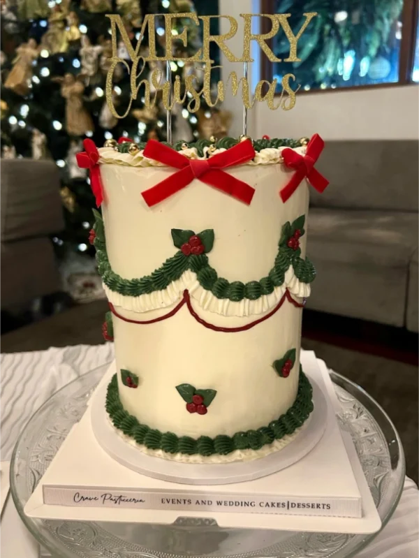 Christmas Vintage Cake - Intimate - Image 4