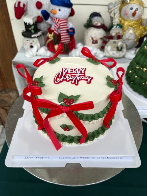 Christmas Vintage Cake - Petite - Image 4